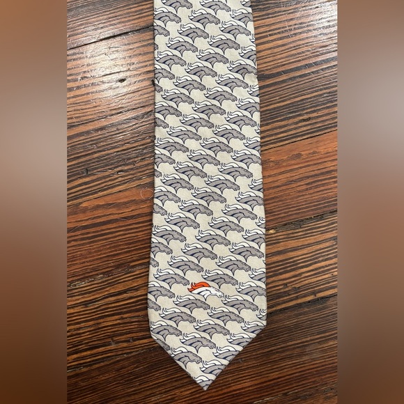 Ralph Marlin Team NFL Official Vintage Denver Broncos Football Silk Tie Rn84124 - Picture 1 of 6